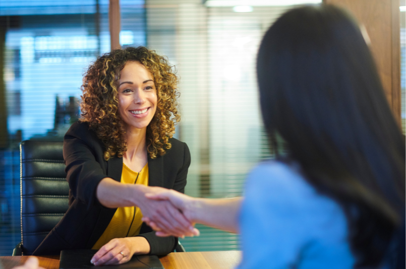 ¿Cómo ascender en el trabajo? Claves para alcanzar puestos directivos y lograr un ascenso laboral
