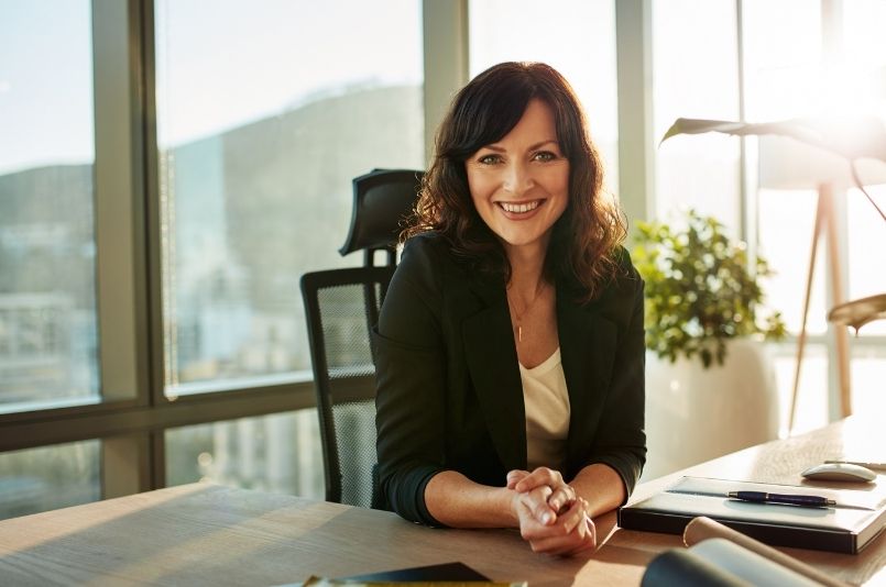 Claves para actualizar tu curriculum vitae si eres un perfil senior +30