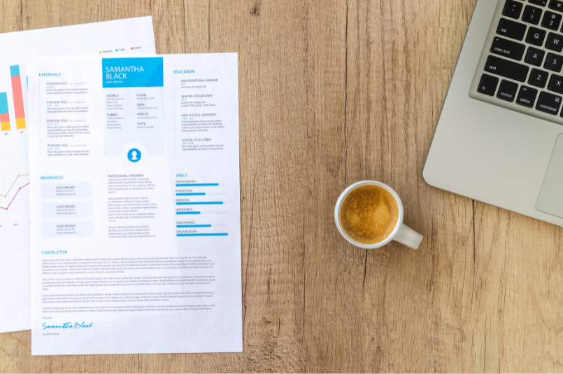 Cómo actualizar tu currículum si eres senior manager +40 años
